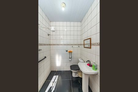 Casa à venda com 180m², 3 quartos e 1 vaga Casa à venda com 180m², 3 quartos e 1 vagaBanheiro Social