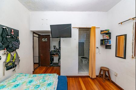 Casa à venda com 180m², 3 quartos e 1 vaga Casa à venda com 180m², 3 quartos e 1 vagaSuíte
