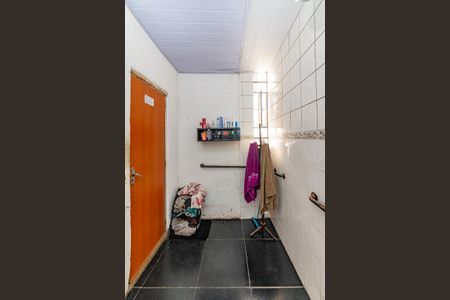 Casa à venda com 180m², 3 quartos e 1 vaga Casa à venda com 180m², 3 quartos e 1 vagaBanheiro Social