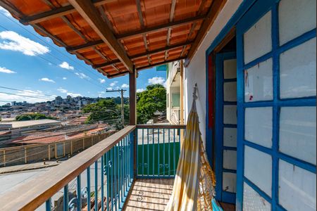 Casa à venda com 180m², 3 quartos e 1 vaga Casa à venda com 180m², 3 quartos e 1 vagaVaranda da Sala 2