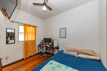 Casa à venda com 180m², 3 quartos e 1 vaga Casa à venda com 180m², 3 quartos e 1 vagaSuíte