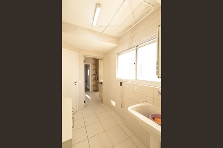 Apartamento para alugar com 185m², 3 quartos e 3 vagas Apartamento para alugar com 185m², 3 quartos e 3 vagasÁrea de Serviço