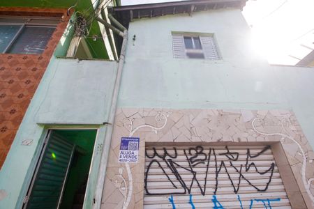 Casa para alugar com 90m², 2 quartos e 1 vagaPlaca