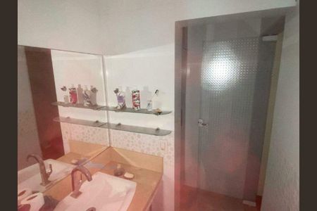 Apartamento à venda com 65m², 2 quartos e sem vaga