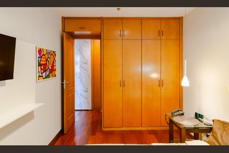 Apartamento à venda com 110m², 2 quartos e 1 vaga Apartamento à venda com 110m², 2 quartos e 1 vagaQuarto 1