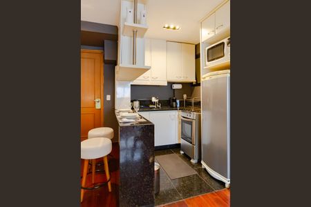 Apartamento à venda com 110m², 2 quartos e 1 vaga Apartamento à venda com 110m², 2 quartos e 1 vagaCozinha 1