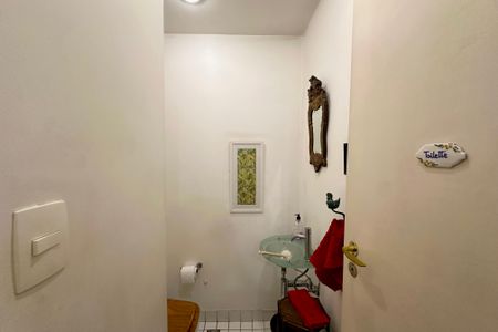 Apartamento à venda com 253m², 4 quartos e 1 vagaLavabo