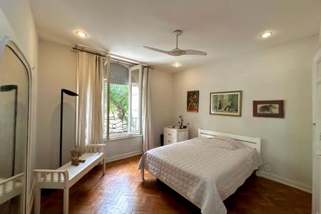 Apartamento à venda com 253m², 4 quartos e 1 vagaSuíte