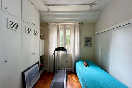 Apartamento à venda com 253m², 4 quartos e 1 vagaQuarto 2