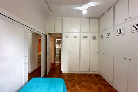 Apartamento à venda com 253m², 4 quartos e 1 vagaQuarto 2