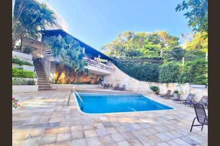 Apartamento à venda com 200m², 3 quartos e 2 vagas