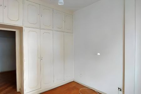 Apartamento à venda com 67m², 2 quartos e 1 vaga