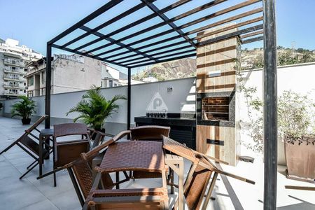 Apartamento à venda com 62m², 2 quartos e 1 vaga