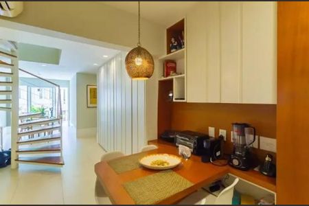 Apartamento à venda com 225m², 3 quartos e 2 vagas