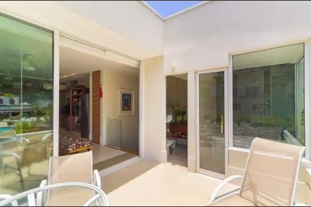 Apartamento à venda com 225m², 3 quartos e 2 vagas