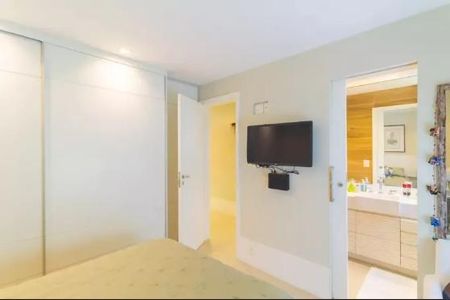 Apartamento à venda com 225m², 3 quartos e 2 vagas