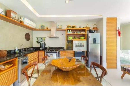 Apartamento à venda com 225m², 3 quartos e 2 vagas