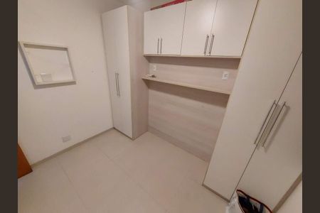 Apartamento à venda com 67m², 2 quartos e sem vaga