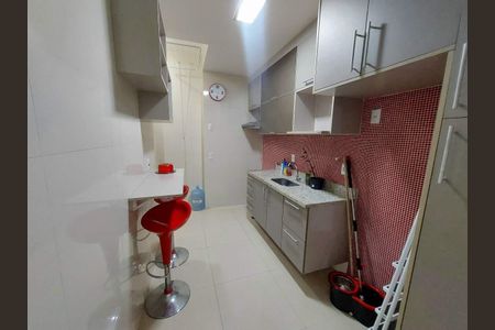 Apartamento à venda com 67m², 2 quartos e sem vaga