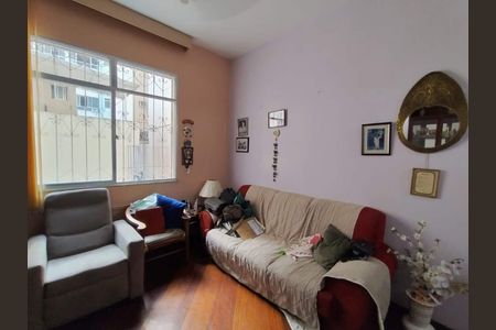 Apartamento à venda com 70m², 2 quartos e sem vaga