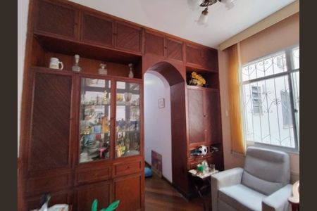 Apartamento à venda com 70m², 2 quartos e sem vaga