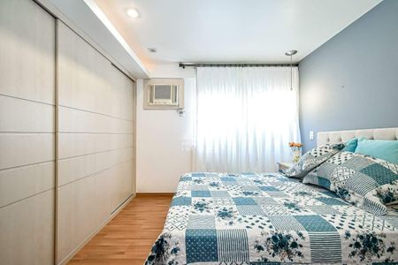 Apartamento à venda com 230m², 3 quartos e 3 vagas