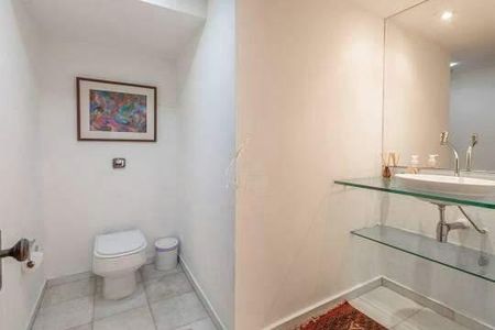 Casa à venda com 891m², 5 quartos e 3 vagas