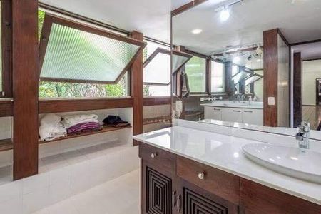 Casa à venda com 891m², 5 quartos e 3 vagas