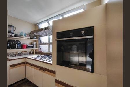 Apartamento à venda com 429m², 4 quartos e 4 vagas Apartamento à venda com 429m², 4 quartos e 4 vagasCozinha