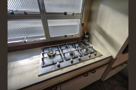 Apartamento à venda com 429m², 4 quartos e 4 vagas Apartamento à venda com 429m², 4 quartos e 4 vagasCozinha