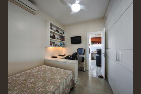 Apartamento à venda com 429m², 4 quartos e 4 vagas Apartamento à venda com 429m², 4 quartos e 4 vagasQuarto 1