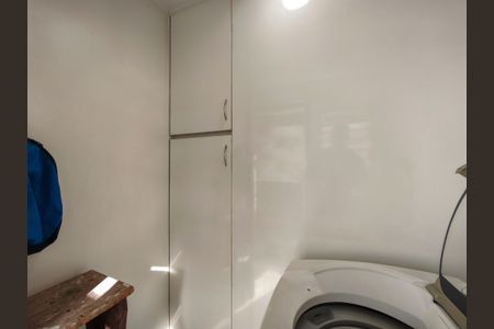 Apartamento à venda com 429m², 4 quartos e 4 vagas Apartamento à venda com 429m², 4 quartos e 4 vagasÁrea de Serviço