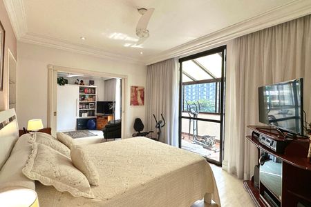 Apartamento à venda com 330m², 4 quartos e 2 vagas Apartamento à venda com 330m², 4 quartos e 2 vagasSuíte 1