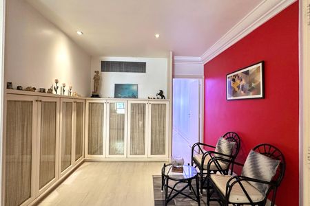 Apartamento à venda com 330m², 4 quartos e 2 vagas Apartamento à venda com 330m², 4 quartos e 2 vagasSuíte 1