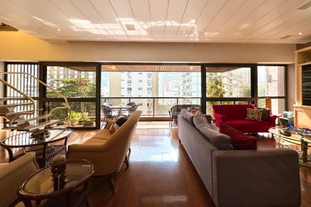 Apartamento à venda com 330m², 4 quartos e 2 vagas Apartamento à venda com 330m², 4 quartos e 2 vagasSala