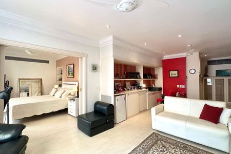 Apartamento à venda com 330m², 4 quartos e 2 vagas Apartamento à venda com 330m², 4 quartos e 2 vagasSuíte 01