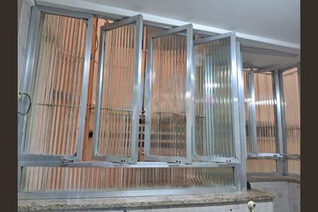 Apartamento à venda com 71m², 2 quartos e sem vaga