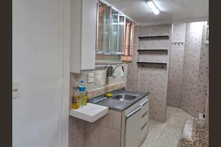 Apartamento à venda com 71m², 2 quartos e sem vaga