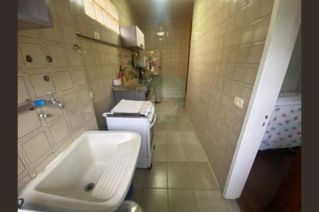 Apartamento à venda com 180m², 2 quartos e 1 vaga
