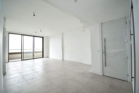 Apartamento à venda com 147m², 3 quartos e 1 vaga