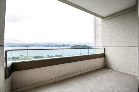 Apartamento à venda com 147m², 3 quartos e 1 vaga