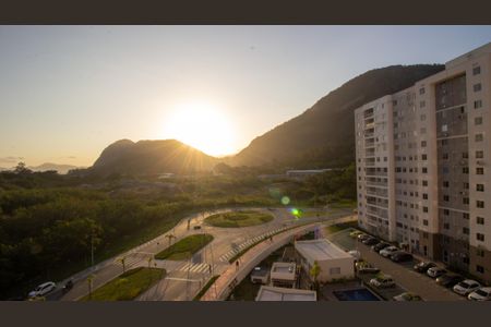 Apartamento à venda com 60m², 3 quartos e 1 vaga Apartamento à venda com 60m², 3 quartos e 1 vagaVaranda