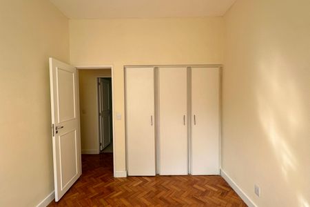 Apartamento à venda com 122m², 3 quartos e 1 vaga Apartamento à venda com 122m², 3 quartos e 1 vagaQuarto 3