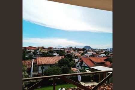 Casa à venda com 313m², 5 quartos e 3 vagas