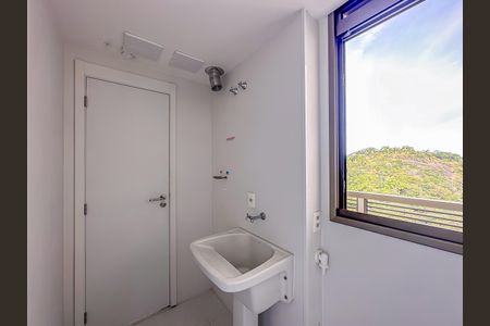 Apartamento à venda com 147m², 3 quartos e 2 vagasÁrea de Serviço