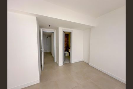 Apartamento à venda com 147m², 3 quartos e 2 vagasSuíte 1