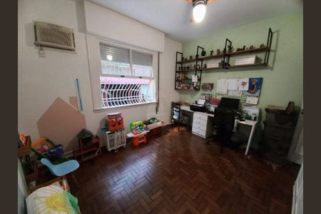 Apartamento à venda com 119m², 3 quartos e 1 vaga