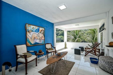Casa à venda com 165m², 3 quartos e 1 vaga