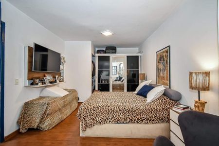 Casa à venda com 165m², 3 quartos e 1 vaga