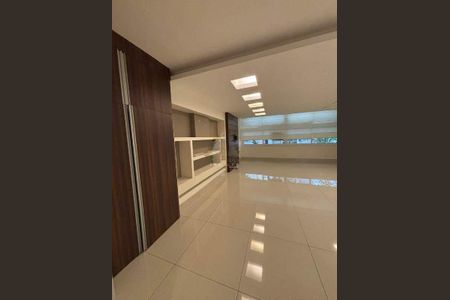 Apartamento à venda com 143m², 3 quartos e 1 vaga